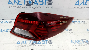 Фонарь внешний крыло правый Hyundai Elantra AD 19-20 галоген с накладкой, царапины