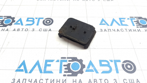 Опора рессоры верхняя левая Volvo XC90 16-26