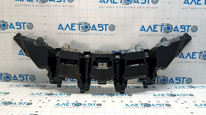 Кронштейн решітки радиатора grill Toyota Venza 21-24