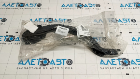 Накладка петлі кришки багажника права Lexus ES300h ES350 13-18
