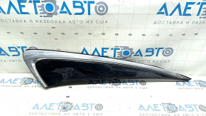 Трикутник заглушка заднього крила правого Toyota Camry v55 15-17 usa подряпини, надірваний ущільнювач