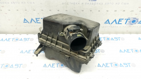 Корпус фильтра воздуха Toyota Camry V55 15-17 на 2.5, видно следы использования
