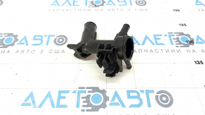 Горловина радиатора Toyota Prius 50 21-22