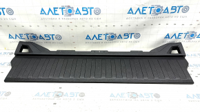 Накладка проема багажника BMW X5 G05 19-26 черная, потертости