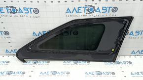 Приближен vue на маркировку стекла Toyota для задней форточки Сиенны 21-26