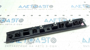 Накладка порога передня права BMW X5 G05 19-26 чорна з хром вставкою BMW, з підсвічуванням, подряпини