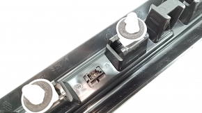 Накладка порога передня права BMW X5 G05 19-26 чорна з хром вставкою BMW, з підсвічуванням, подряпини