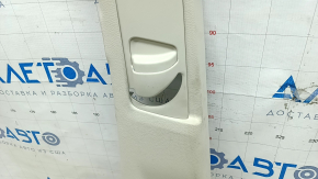 Вид сзади накладки центральной стойки, подходит для Toyota Sienna 21-26.