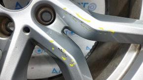 Маркировка 6 880 685 на диске колесном R19 для BMW X5, видно состояние
