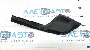 Ущільнювач грат двірників правий Toyota Sienna 21-26