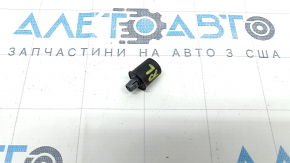 Відбійник дверей багажника лівий Toyota Sienna 21-26