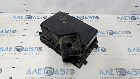 Верхня кришка корпусу повітряного фільтра Toyota Camry v55 15-17 2.5 usa без витратоміра, злам кріп
