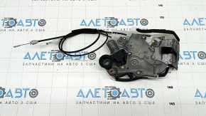 Замок двери задней правой Toyota Sienna 21-26 задний, электро