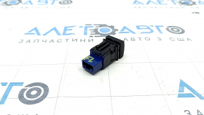 Кнопка отключения стабилизации Toyota Sienna 21-26