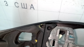 Боковой вид руля Ford Edge 2015-2024 с небольшими царапинами на кожаной поверхности.