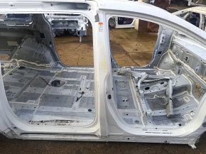 Стійка кузова центральна права Toyota Sienna 21-26 на кузові