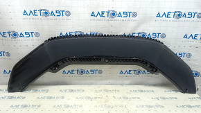 Губа переднего бампера VW Passat b8 16-19 USA R-Line, царапины