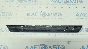 Накладка порога внешняя передняя правая VW Passat b8 16-19 USA R-Line, царапины, клей