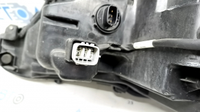 Фара передняя правая Toyota Camry v70 18-20 галоген + LED, контакт с водой