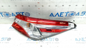 Ліхтар зовнішній крило правий Toyota Camry v70 18-20 галоген, світлий, подряпини
