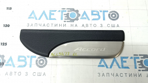 Накладка порога задня ліва зовнішня Honda Accord 13-17 чорна з хрому, подряпини