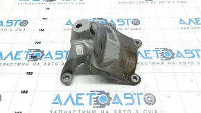 Кронштейн подушки двигуна правий Audi Q5 80A 18-24 3.0T