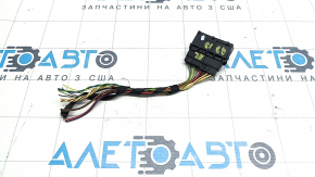 Фишка на проводку двери задняя левая Audi Q5 80A 18-24 10 пинов