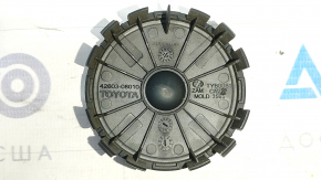 Центральный колпачок на диск Toyota Camry v70 20-24 62/59мм