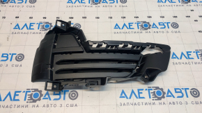 Решітка переднього бампера права BMW X5 F15 14-18 закрита