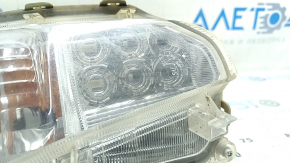 Поворотник левый Toyota Prius 30 13-15 рест, песок, царапины