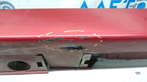 Порог левый Toyota Prius 30 10-15 красный, царапины
