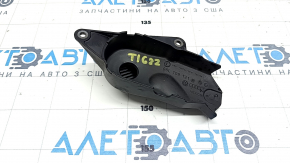 Крышка помпы VW Tiguan 18-24