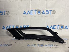 Решетка переднего бампера правая Ford Fusion mk5 17-18 под птф галоген мат