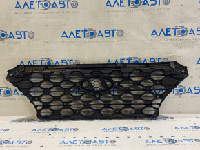 Решетка радиатора grill Hyundai Santa FE 19-20 без значка, графит