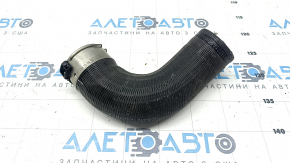 Патрубок інтеркулера правий перший Volvo XC60 18-26 T5, T6, T8