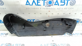 Накладка боковой части сидения в черном цвете, вид сзади, для Toyota Venza 2021-2024