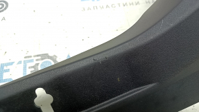Накладка боковая водительского сидения левая Mitsubishi Outlander 14-20 черная, под электро, царапины