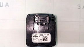 Розетка центральной консоли Ford Explorer 20-25 110V, 150W, с крышкой, царапины