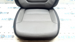 Обшивка пассажирского сиденья VW Jetta 11-18 USA кожа перфорация, серый+черный