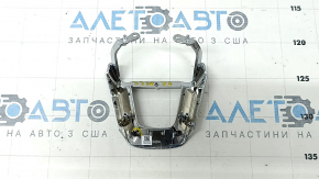 Хромированная накладка руля Honda CR-V 2023-2026, видно крепление.