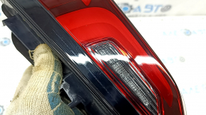 Фонарь внутренний дверь багажника правый Honda CRV 23-26 LX потерт