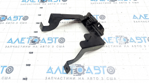 Кронштейн АКБ передний Volvo XC40 19-22