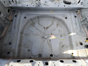 Корито багажника Volvo XC40 19-26 на кузові