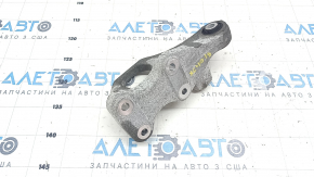 Кронштейн полуоси передний правый Volvo XC40 19-26