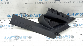 Накладка порога задняя левая Volvo XC40 19-26 черная, царапины