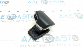 Ручка КПП Audi Q5 80A 18-19 кожа, серая, надрывы, царапины