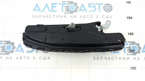 Крупный план крепления подушки безопасности airbag, BMW X5 G05 2019-2026.