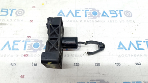 Поддомкратник Mercedes C-class W205 15-21 со скобой, примят