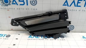 Решетка переднего бампера правая Honda CRV 20-22 hybrid под ПТФ