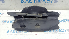 Накладка нижнього важеля під пружину ззаду ліва Audi Q5 80A 18-24 прим'ята, потерта